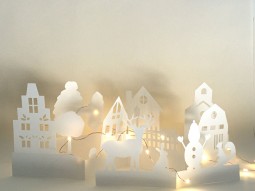 Village en papier blanc et LED